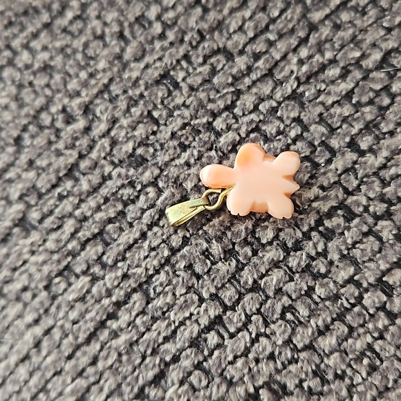 Pink Coral Handcarved Pendant - Picture 5 of 6